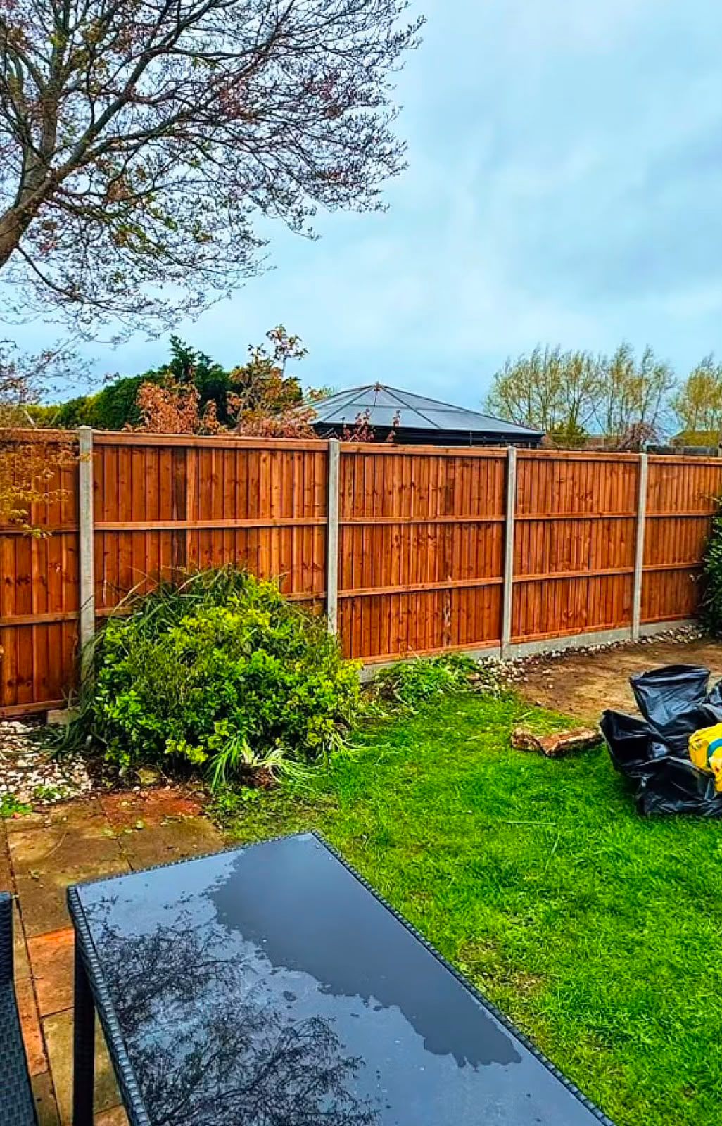 New fence panels installed as part of property maintenance in Aylesbury